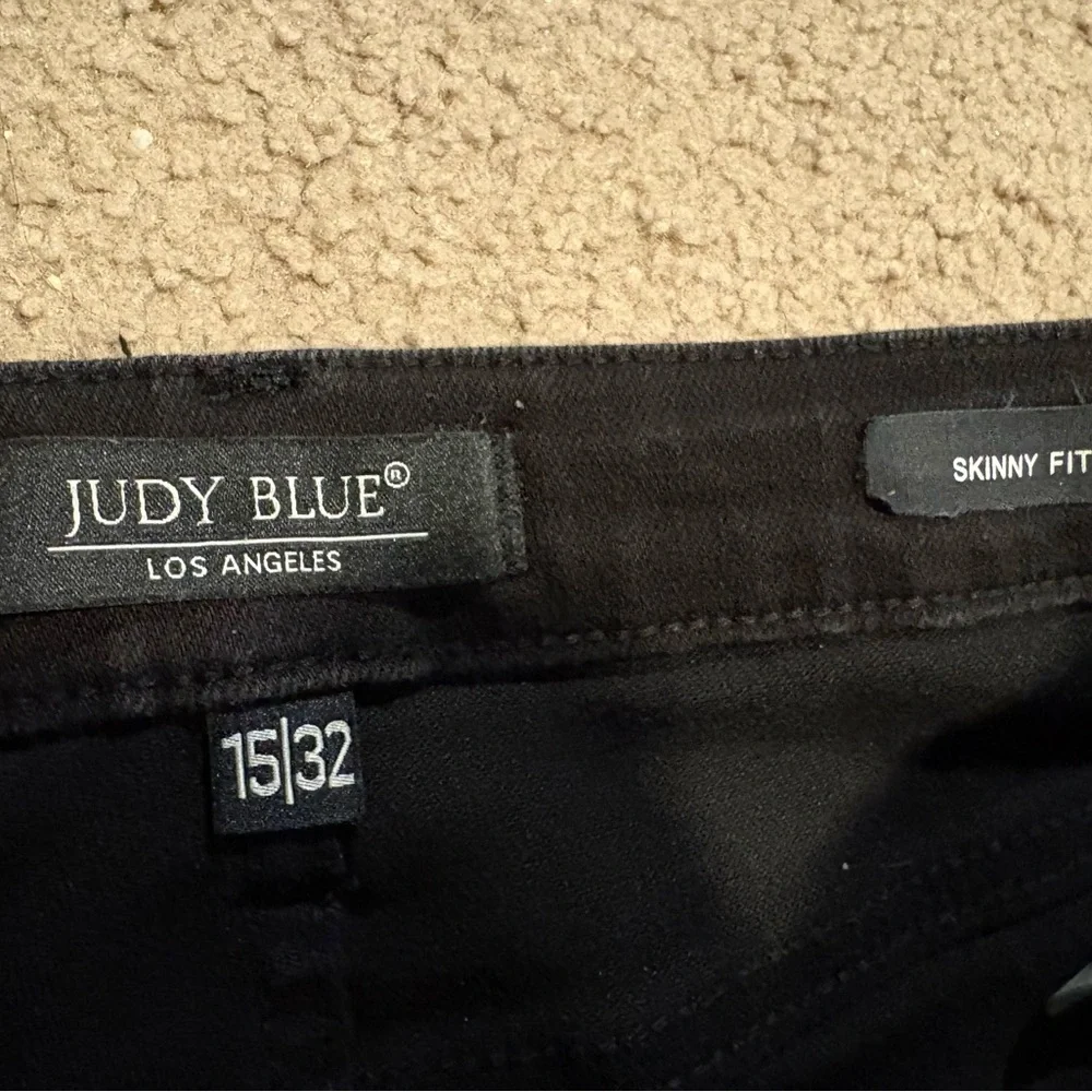 Judy Blue Skinny Fit Black Jeans Size 15/32 A5 - Picture 3 of 5